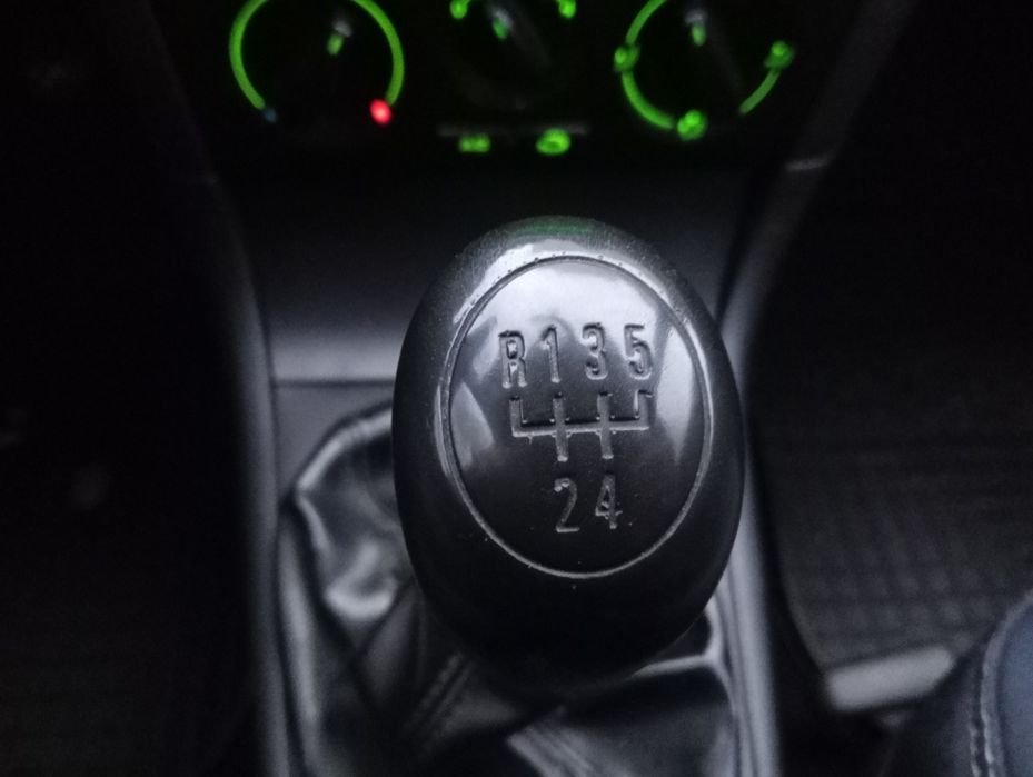 Продам Шкоду Октавію Тур