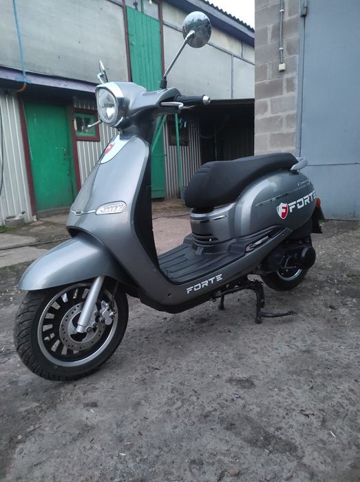 Скутер Forte cruise 150