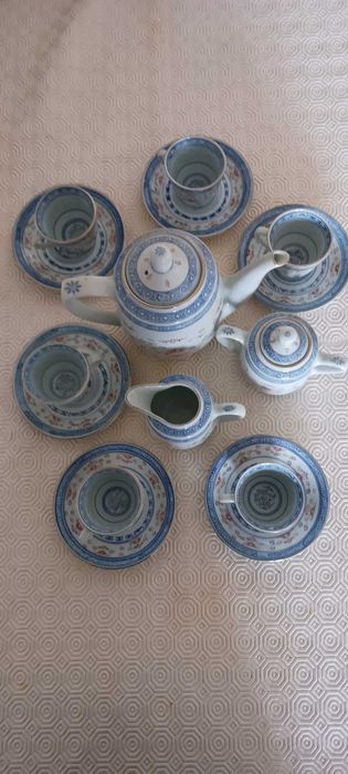 Serviço de Porcelana Chinesa "Bago de Arroz" - 122 peças