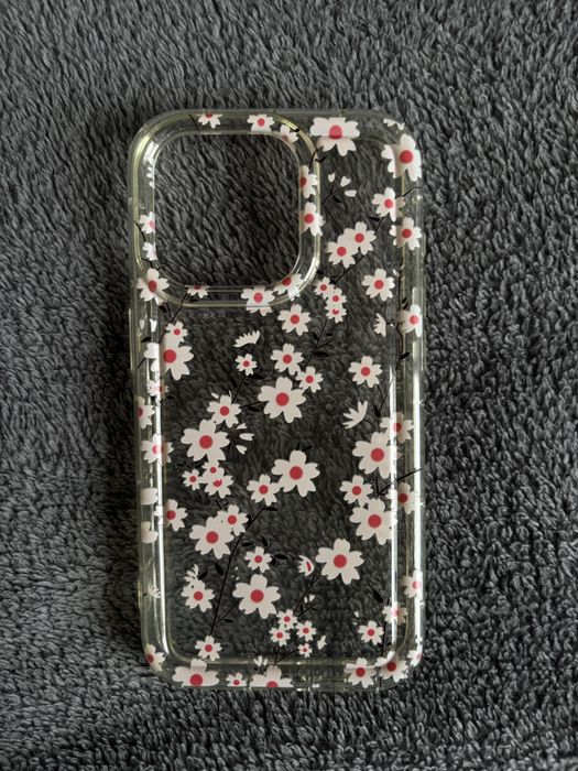 etui iPhone 15 Pro