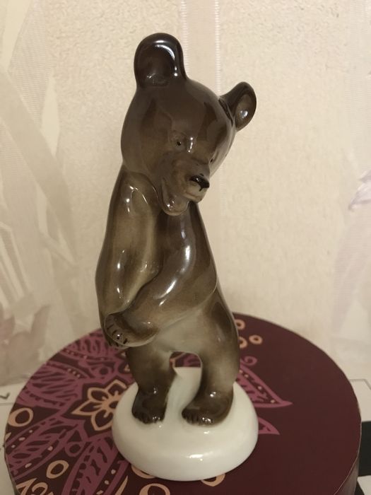 Фарфоровая статуэтка(фигурка)Мишка(медведь) ЛФЗ СССР