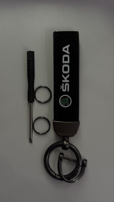 Брелок SKODA