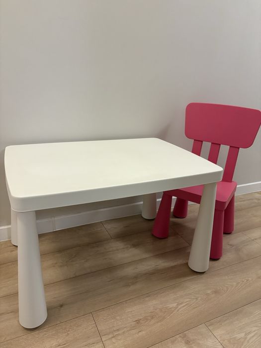 Stolik i krzesełko Mamut Ikea