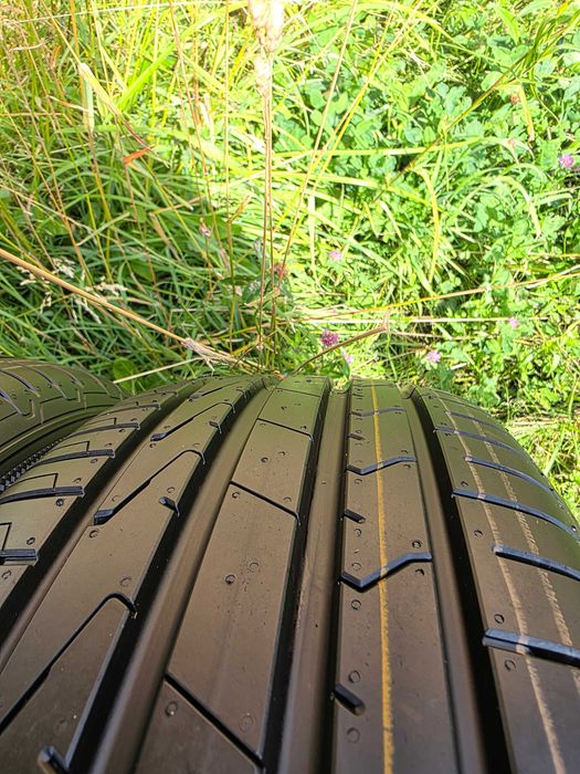 Opony letnie klasy średniej HANKOOK 215/60/17 NOWE DEMO 2025 r.