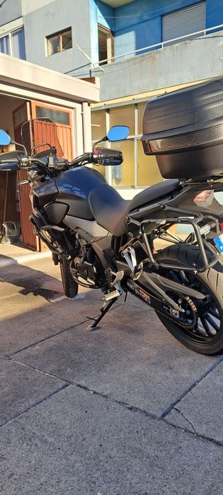 Honda CB 500 X .