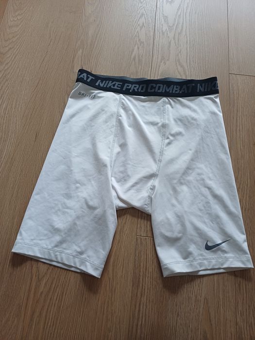 Spodenki białe Nike Pro Combat L