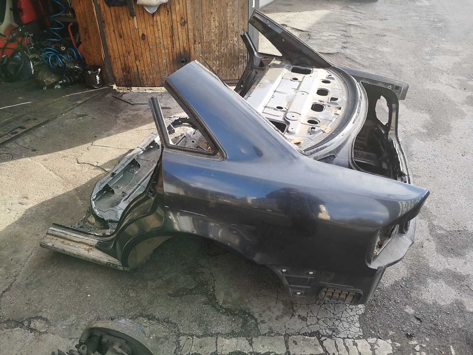 Кузов Audi A4 B5 задняя часть кузовщина четверть половина ауди