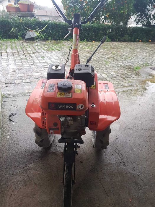 Moto enxada WM500 com acessórios