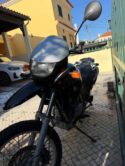 Mota BMW F650GS, Preta, ano 2002, 8.000km