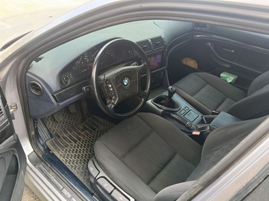 В продажі BMW 39