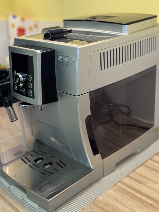 Ekspres automatyczny DeLonghi Cappuccino