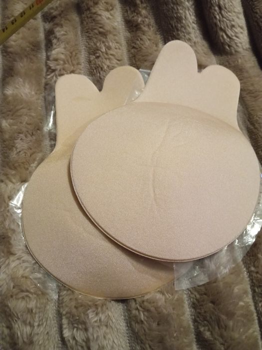 samonośny biustonosz dla