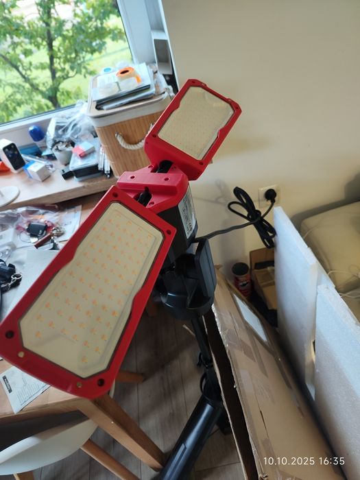 Lampa LED na statywie 2x50W remontów