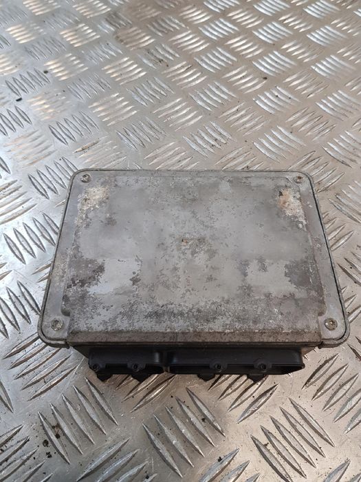 Sterownik Silnika Skoda Octavia I 1.9Tdi 038906018Bq