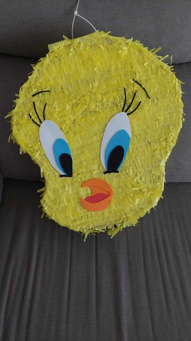 Pinhatas personalizáveis - vários temas e tamanhos