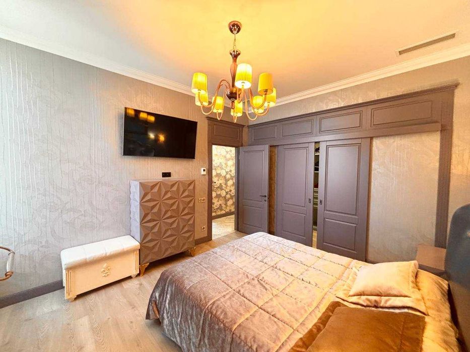 Три спальни! Генератор! ЖК Славия. Продам квартиру в Днепре. Срочно.