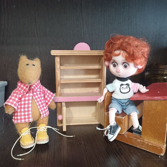 Мебель для кукол,шкаф,парта