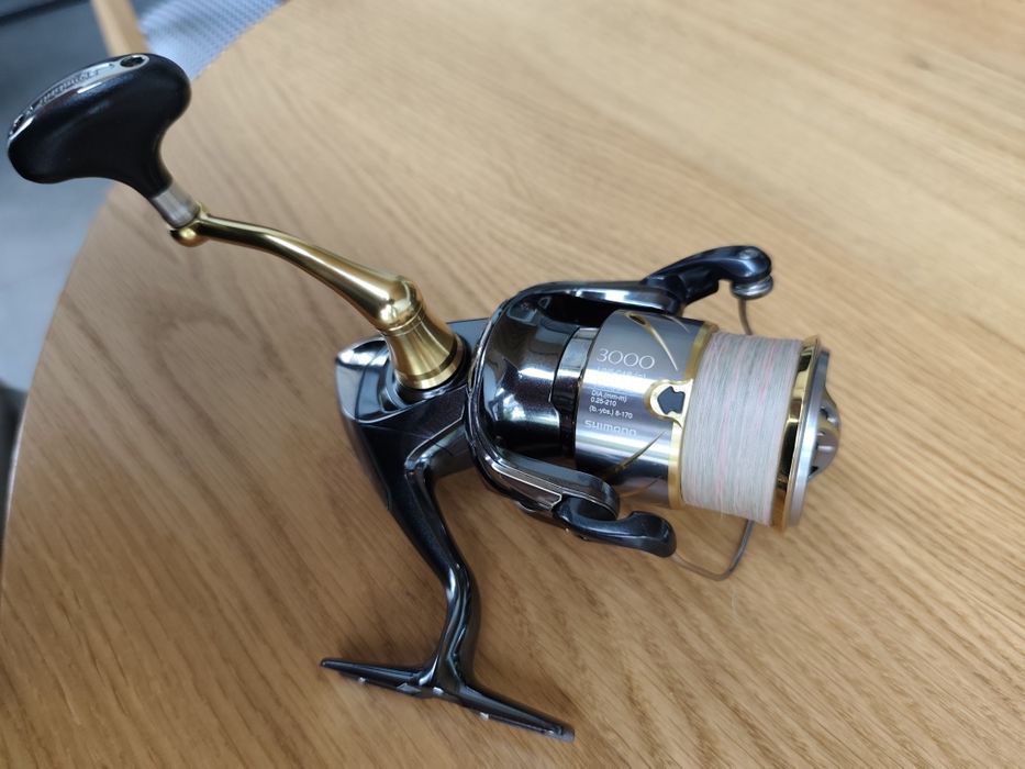 Kołowrotek Shimano Stella 3000HG