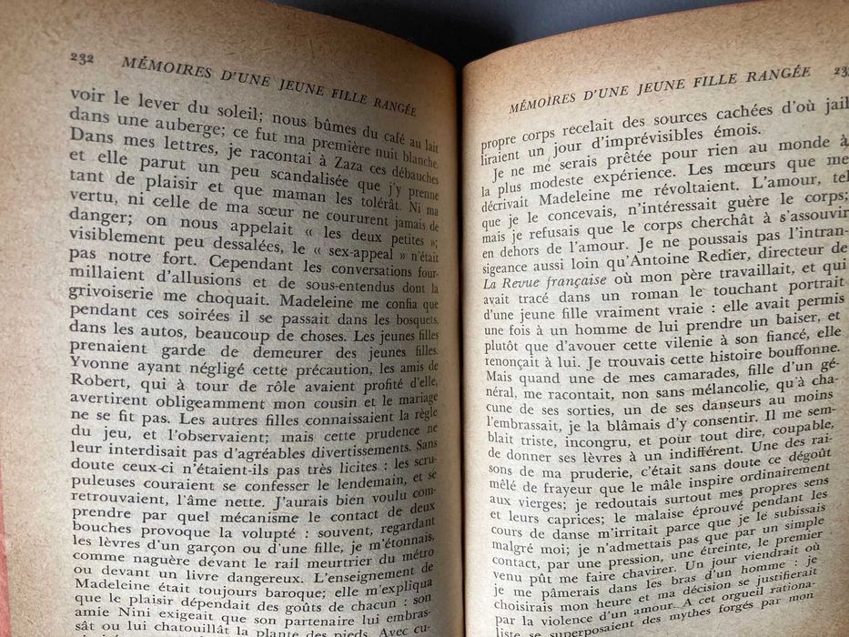 Mémoires d'une Jeune Fille Rangée, de Simone de Beauvoir