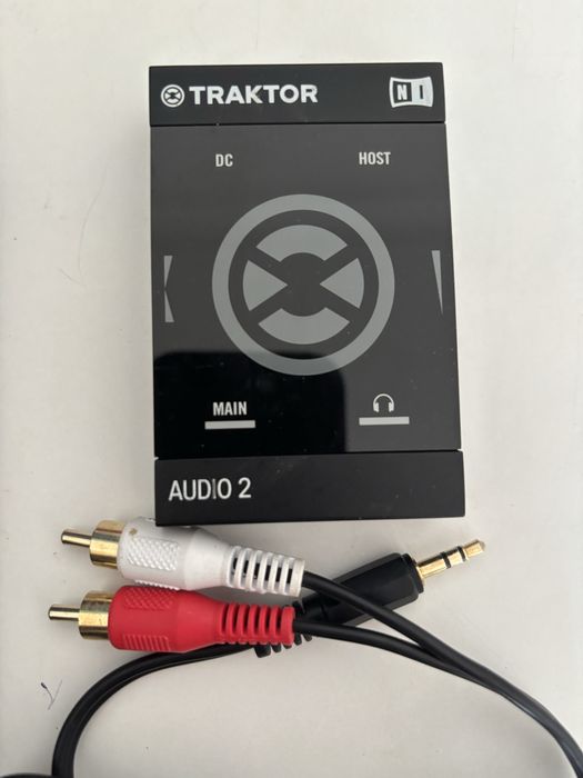 Native Instruments Traktor Kontrol X1 MK2 c / placa de som;