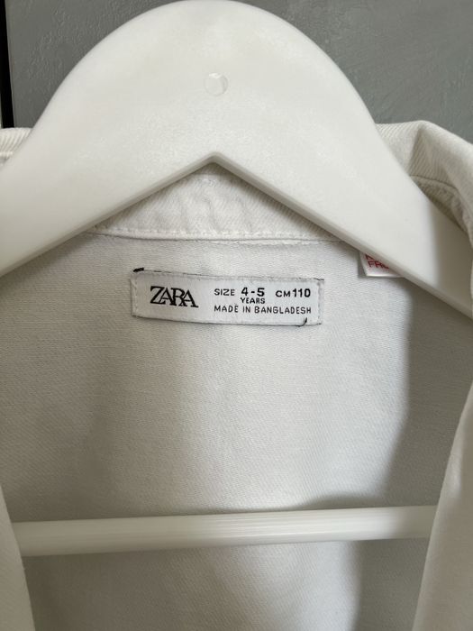 Дитяча куртка джинсова біла Zara 110см
