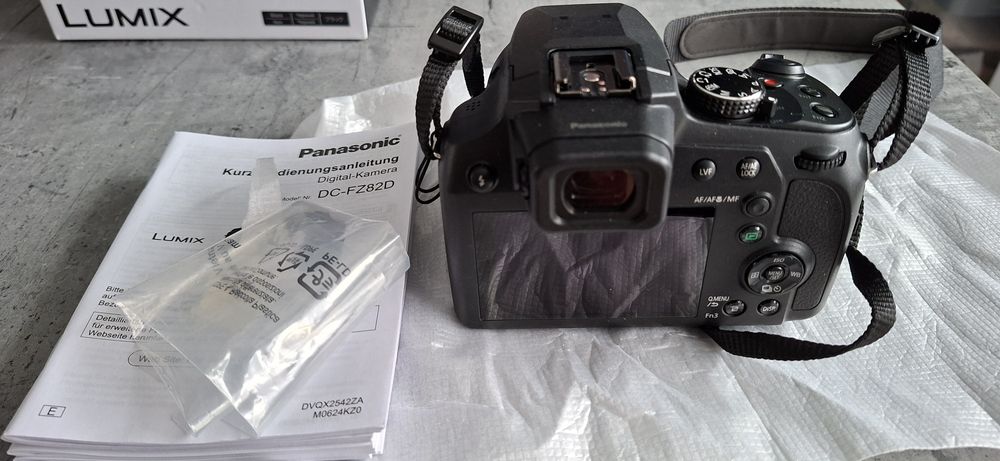 Aparat Panasonic DC-FZ82D