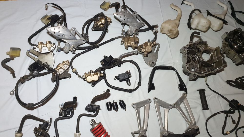 Honda Cbr jc34 części