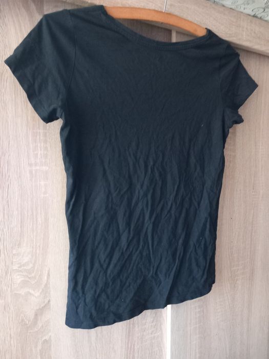 Czarny t-shirt damski