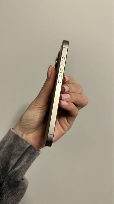 Used iPhone 15 Pro 256Gb Natural Sim Lock