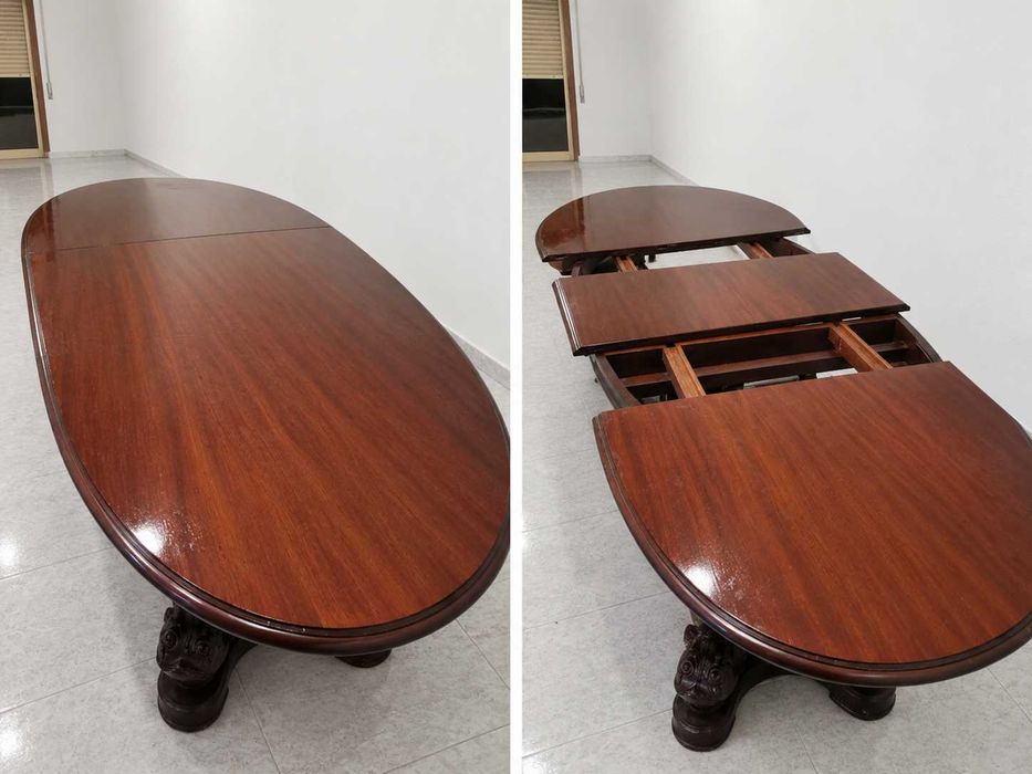 Mesa de jantar de madeira