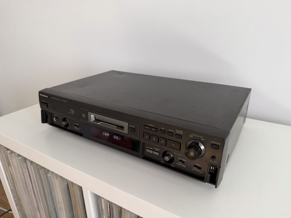 Technics SL-MD100