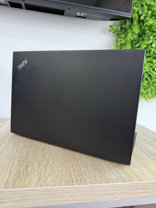 Portatil Lenovo ThinkPad T14s Gen1