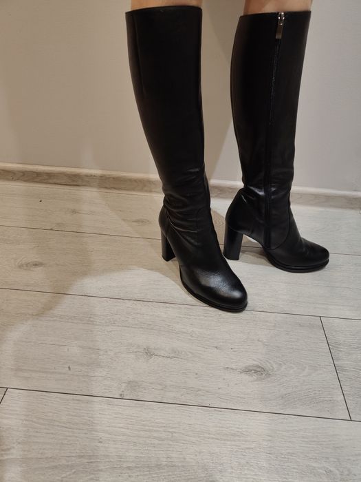 Buty zimowe skóra 39 kozaki