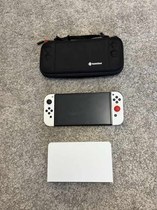 Nintendo Switch OLED Branca