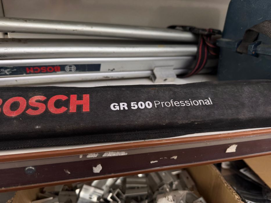 niwelator Bosch GOL 20 D zestaw