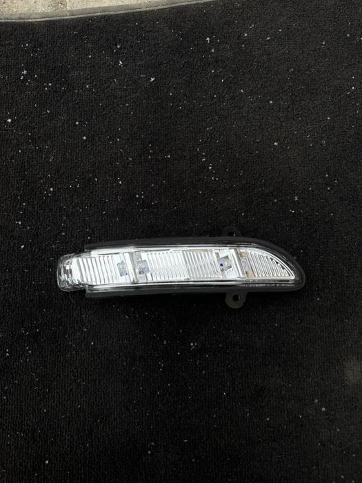 повторителі поворотів зеркал w211 ресталінг 2006-2009 рік