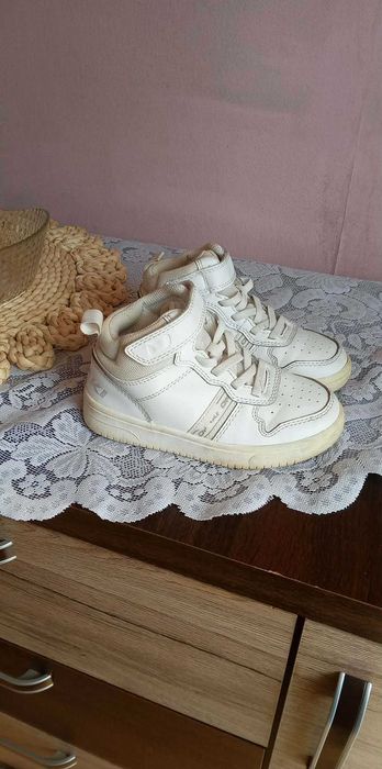 sprzedam buty dzieciece r.28