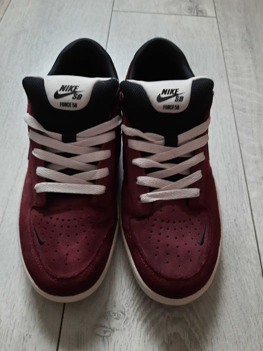 Nowe buty NIKE  rozmiar 42