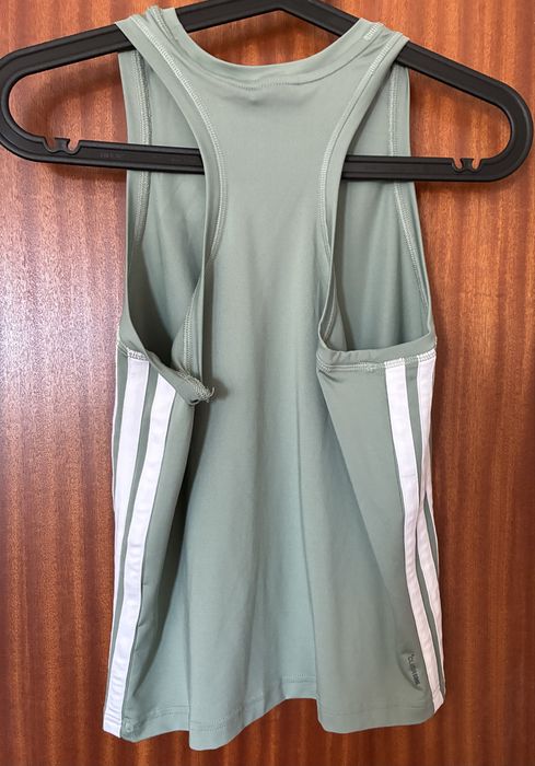 Top Adidas , Verde c riscas brancas
