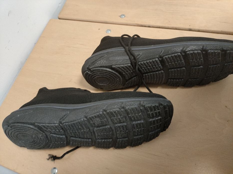 Buty sportowe męskie 46