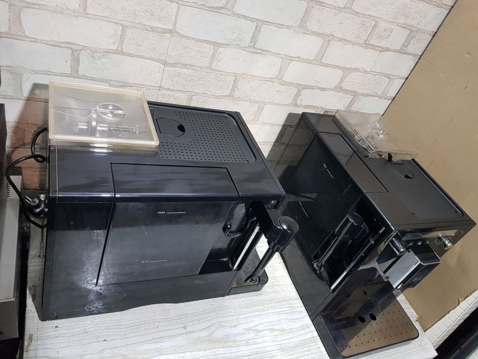 Кавомашина/кофемашина Melitta Caffeo Lounge б/у з Німеччини