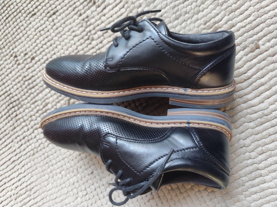 Eleganckie buty dla chłopca rozmiar 33