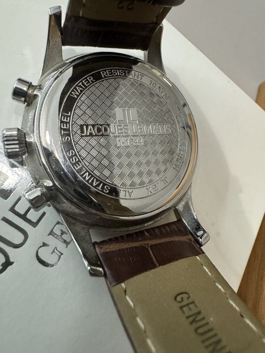 Часы jacques lemans