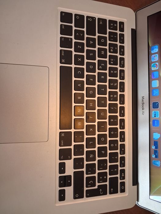 MacBook Air 2015 i5 8gb