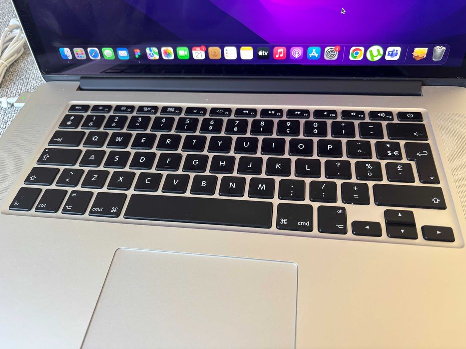 Macbook Pro mid 2015, 15'', 2.8Ghz i7, 16GB DDR3, 1T, laptop komputer
