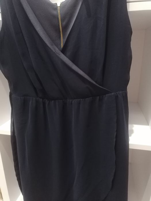 Tiulowa sukienka Stradivarius l