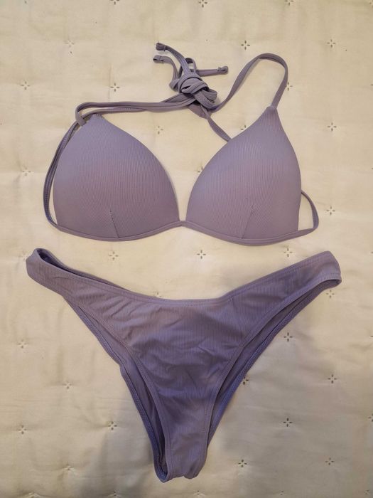 Biquínis novos ou com pouco uso