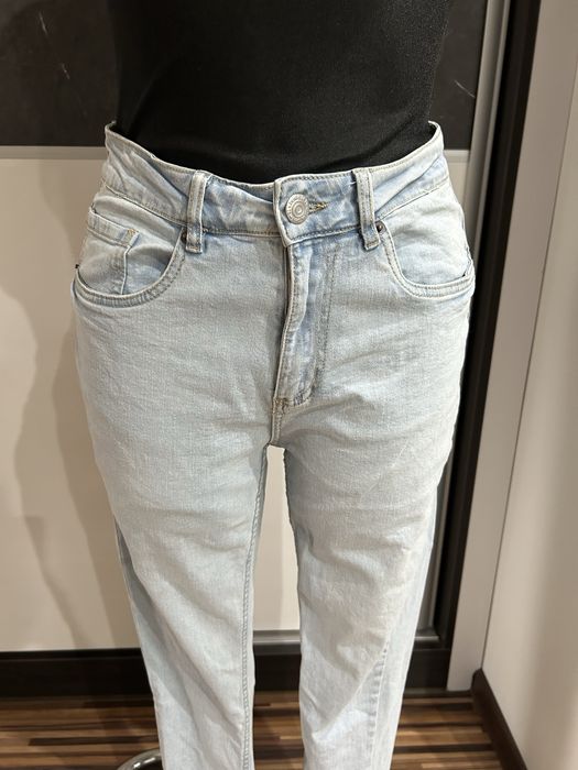 Spodnie damskie jeansowe dzinsowe rozmiar M stan bdb