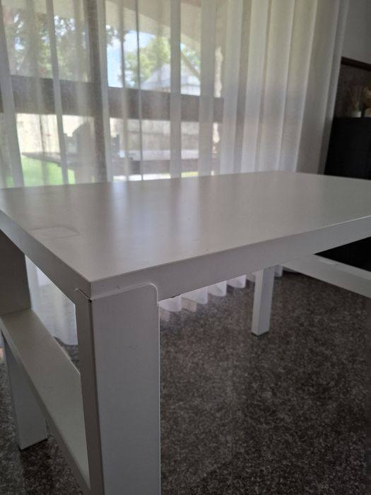 Secretaria ajustável em altura