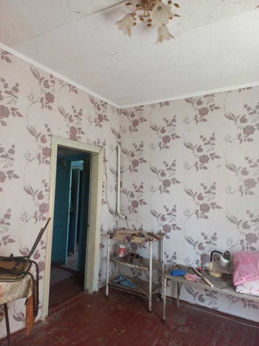 Продаж добротного будинку із земельною ділянкою в с. Шевченкове